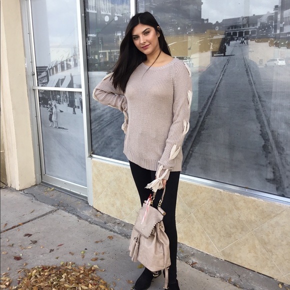 SOLD OUT - Picture 2 of 7